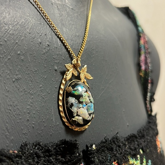 Gold Nature-Inspired Statement Necklace - Picture 3 of 9